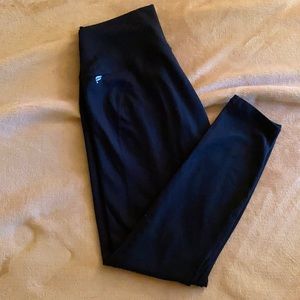 Fabletics 7/8 powerhold leggings